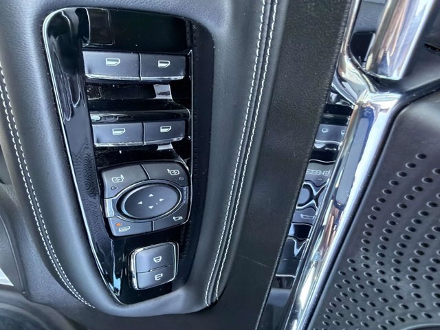 Used 2024 Lincoln Corsair FWD image 12