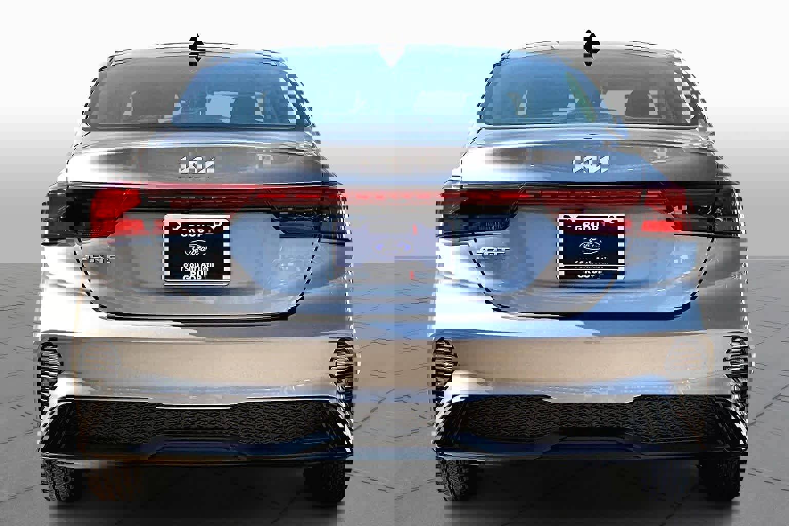 Used 2022 Kia Forte LXS image 5