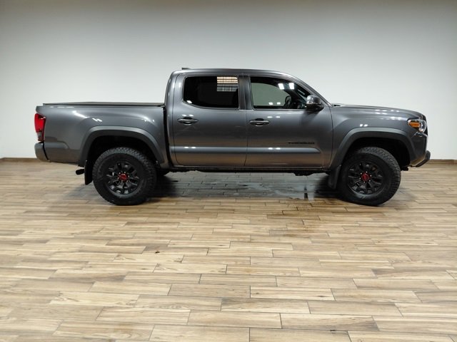 Used 2019 Toyota Tacoma TRD Off-Road image 14