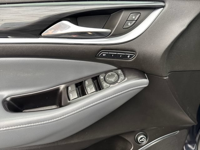 Used 2020 Buick Enclave Premium AWD/4WD image 11