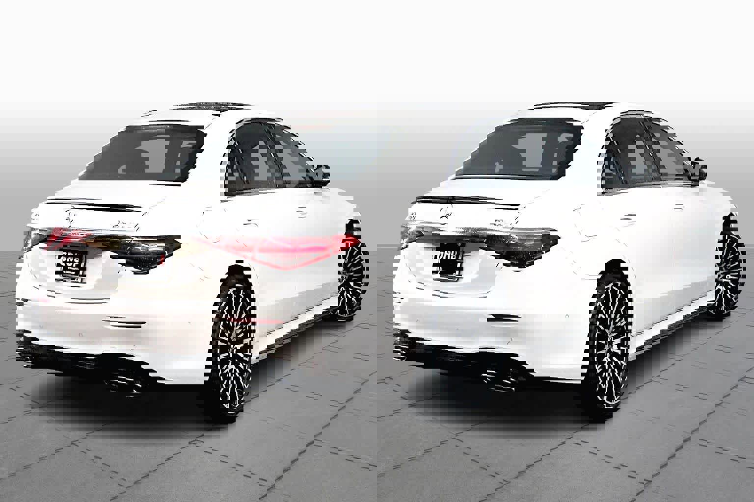 Used 2022 Mercedes-Benz S 500 4MATIC image 13