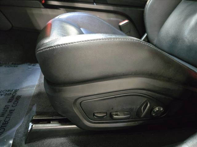 Used 2022 Porsche Taycan 4 Cross Turismo w/ Premium Package image 30