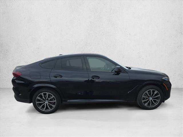 Used 2024 BMW X6 xDrive40i w/ Premium Package image 8