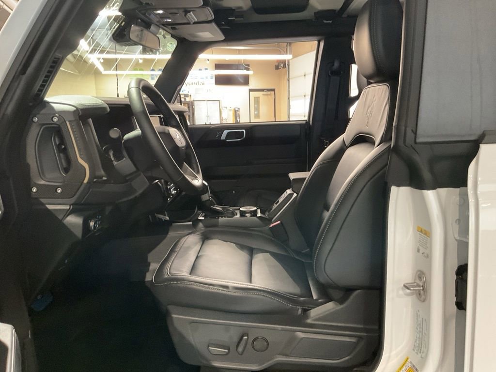 New 2025 Ford Bronco Badlands w/ Sasquatch Package image 8