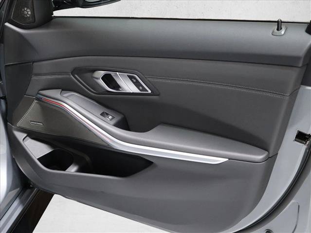 Used 2023 BMW M3 RWD image 25