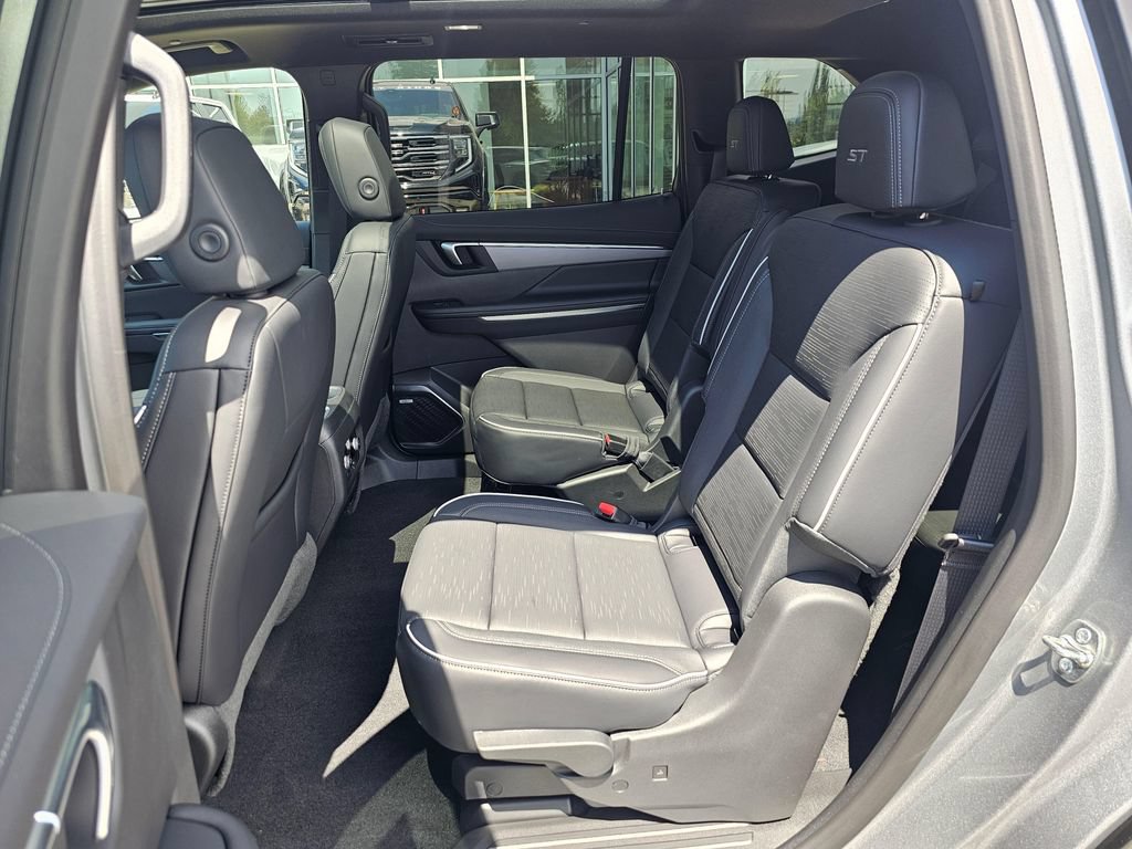 New 2026 Buick Enclave Sport Touring w/ Power Package AWD/4WD image 17