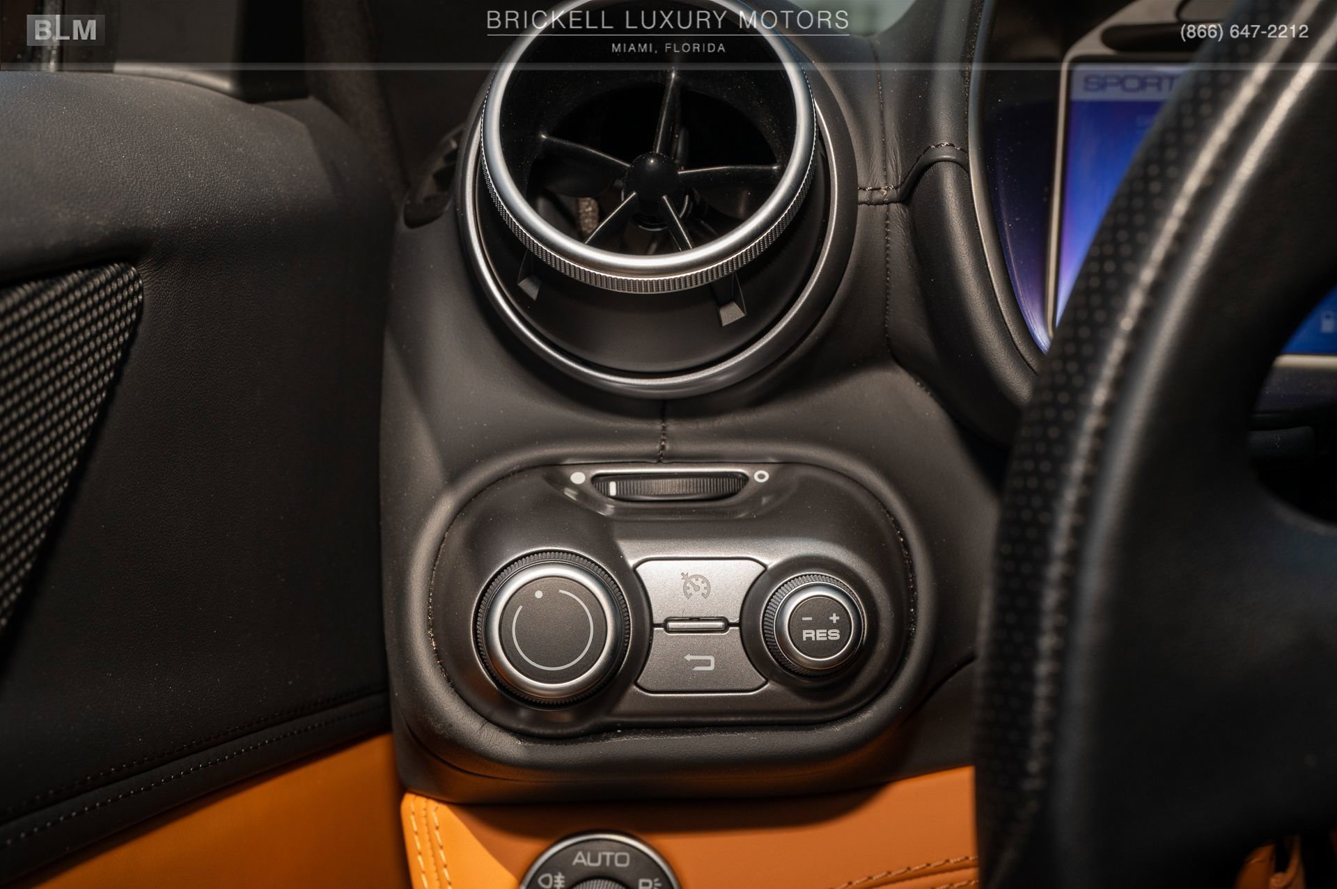 Used 2019 Ferrari Portofino image 28