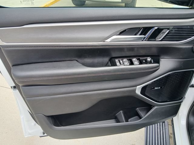 New 2026 Jeep Grand Wagoneer Limited AWD/4WD image 14