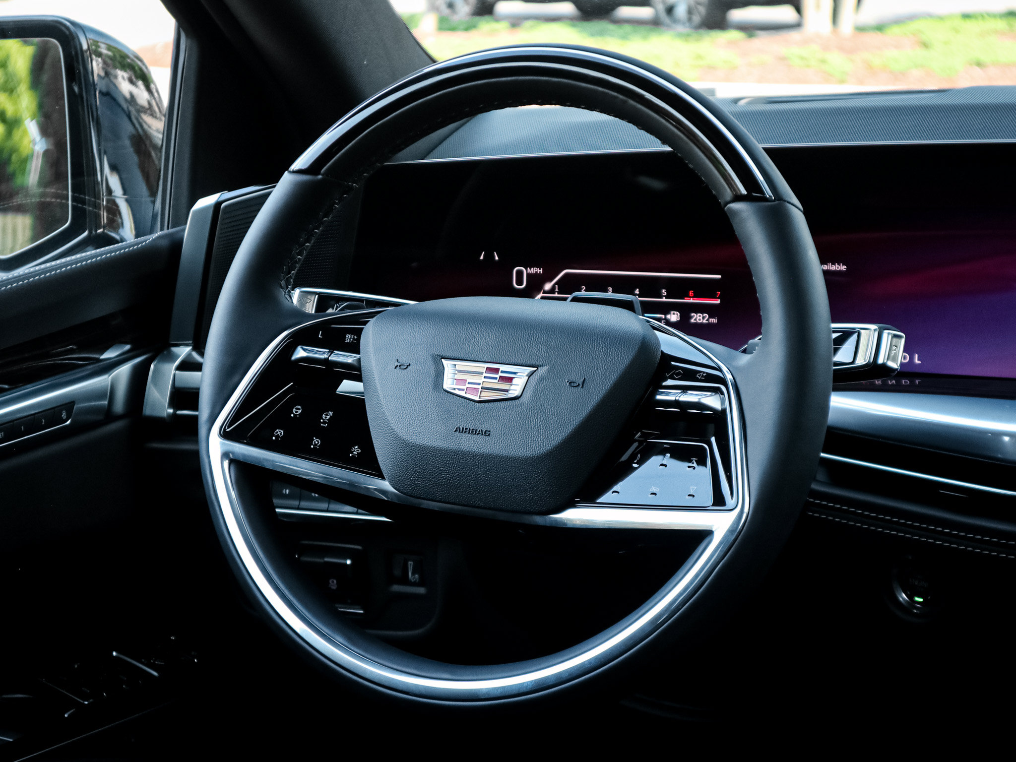Used 2026 Cadillac Escalade ESV Luxury AWD/4WD image 18