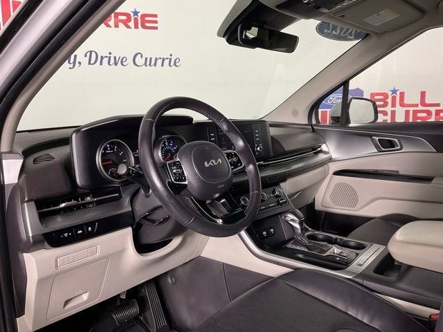 Used 2022 Kia Carnival LX image 13