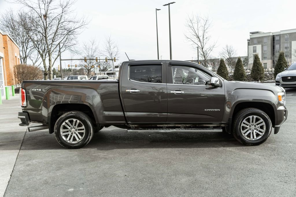 Used 2019 GMC Canyon SLT image 3