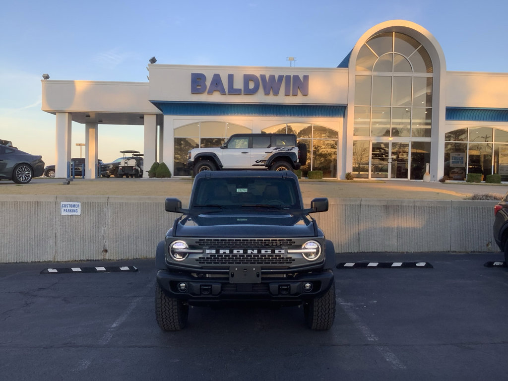 New 2026 Ford Bronco Badlands image 2
