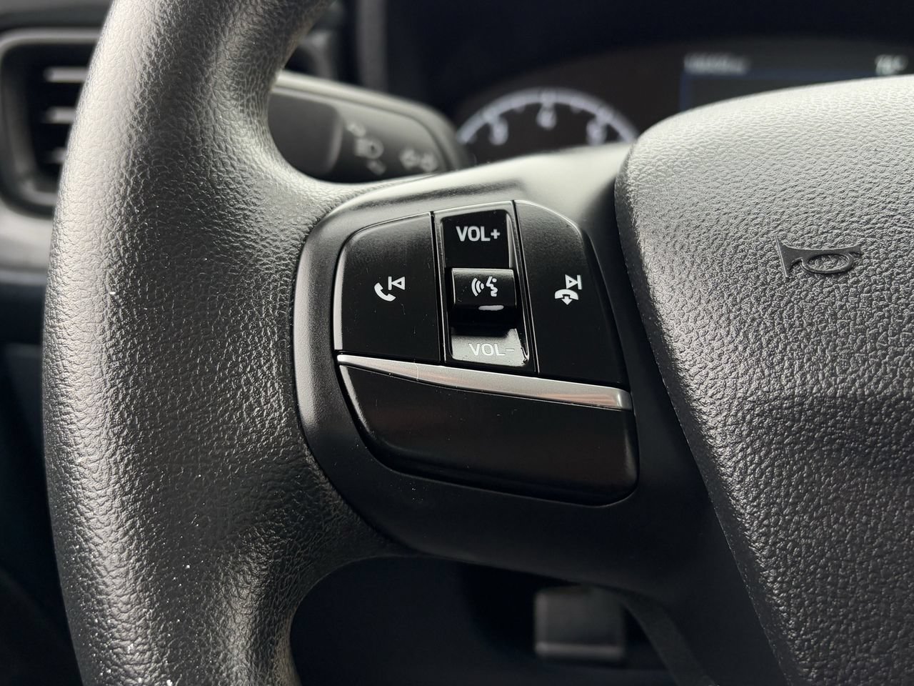 Used 2022 Ford Maverick XL FWD image 15