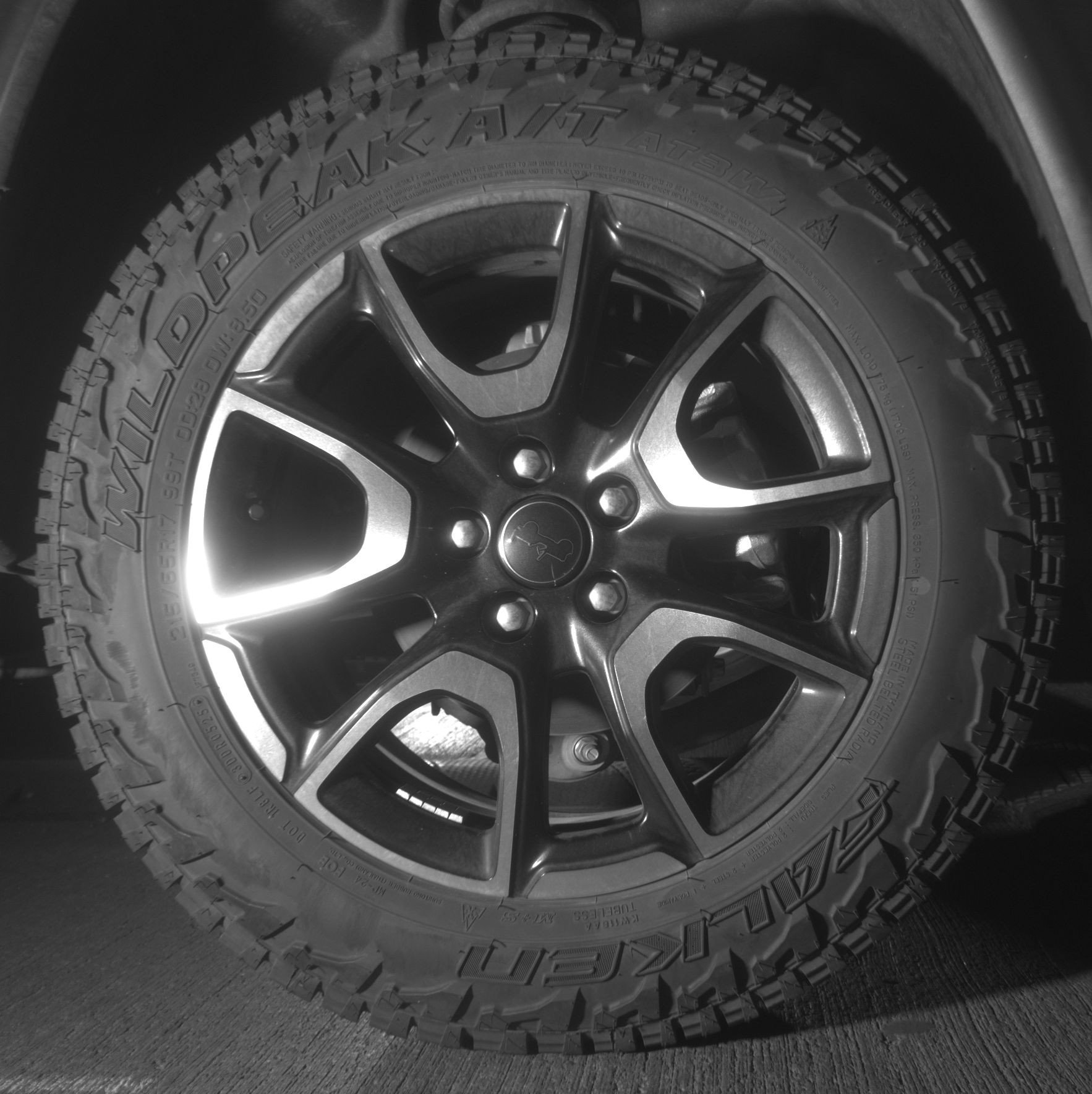 Used 2025 Jeep Compass Trailhawk image 15