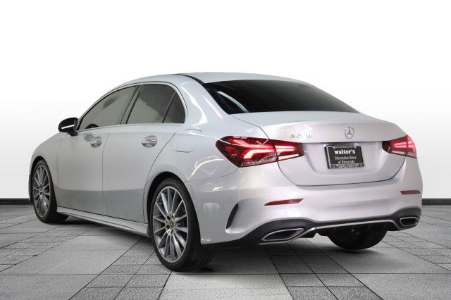 Used 2022 Mercedes-Benz A 220 w/ AMG Line image 5