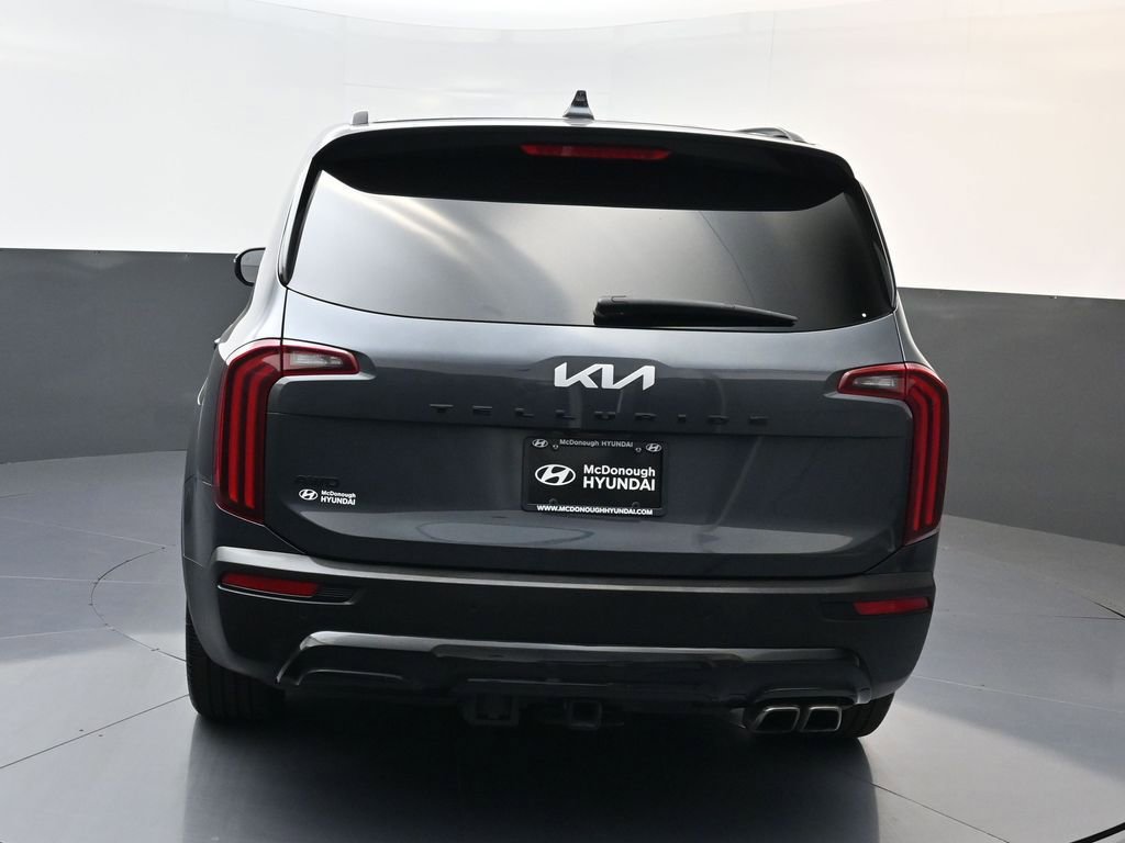 Used 2022 Kia Telluride EX w/ EX Premium Package image 4