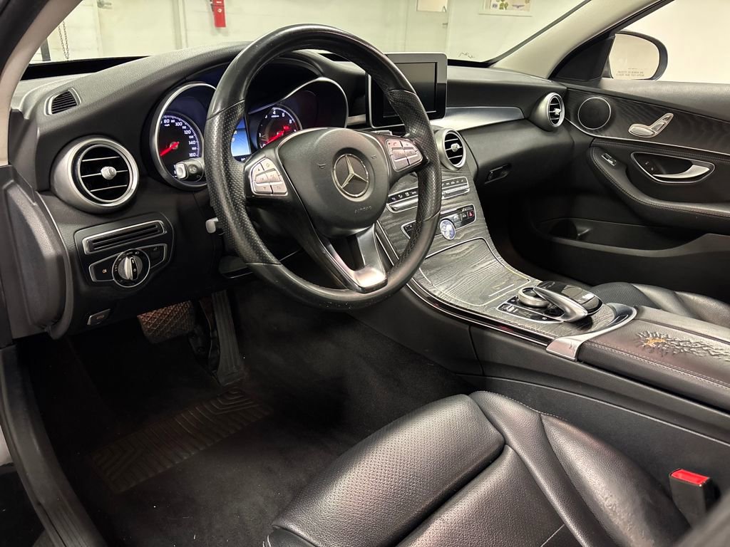 Used 2016 Mercedes-Benz C 300 Sedan image 24