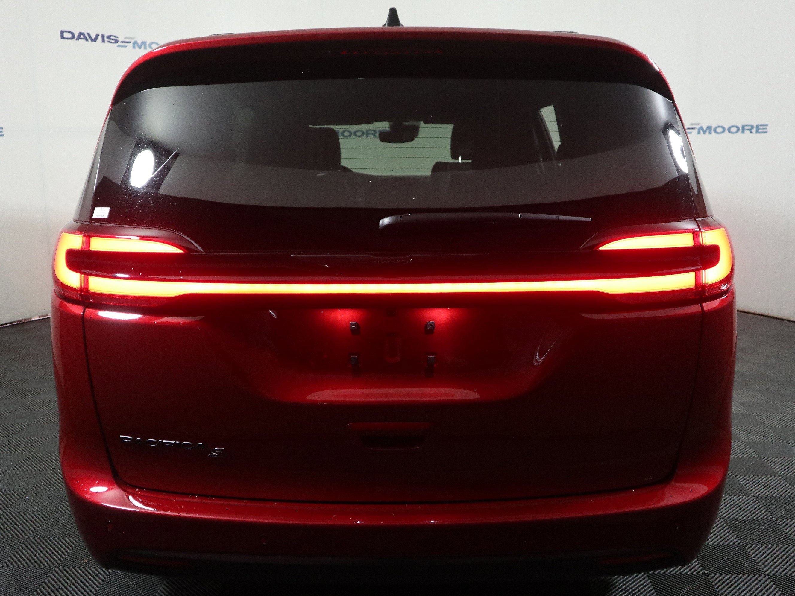 New 2026 Chrysler Pacifica Select image 7