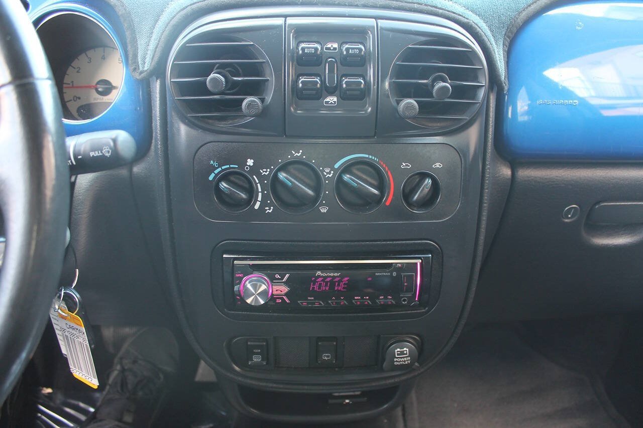 Used 2004 Chrysler PT Cruiser Limited FWD image 37