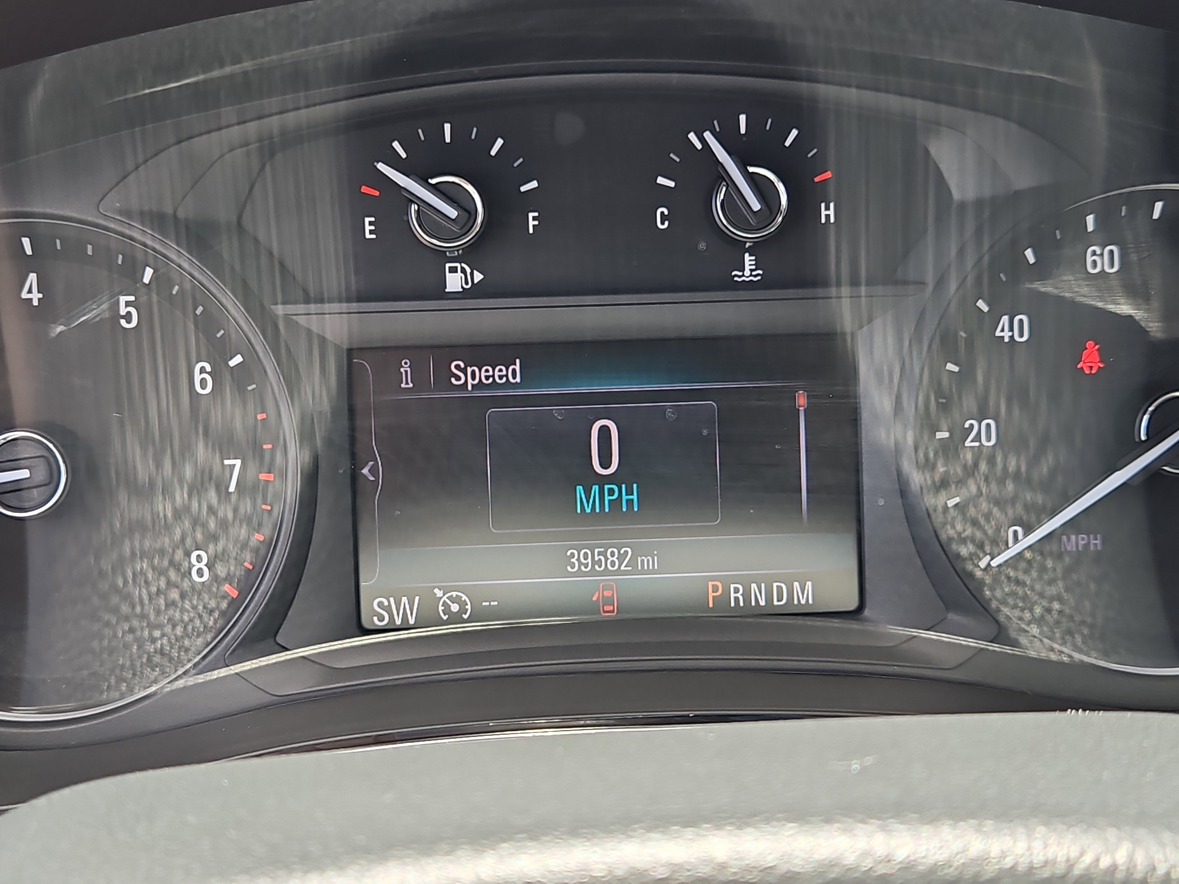 Used 2021 Buick Encore Preferred w/ Safety Package image 29