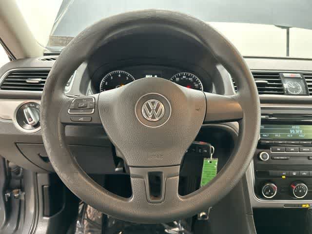 Used 2014 Volkswagen Passat 1.8T S FWD image 6