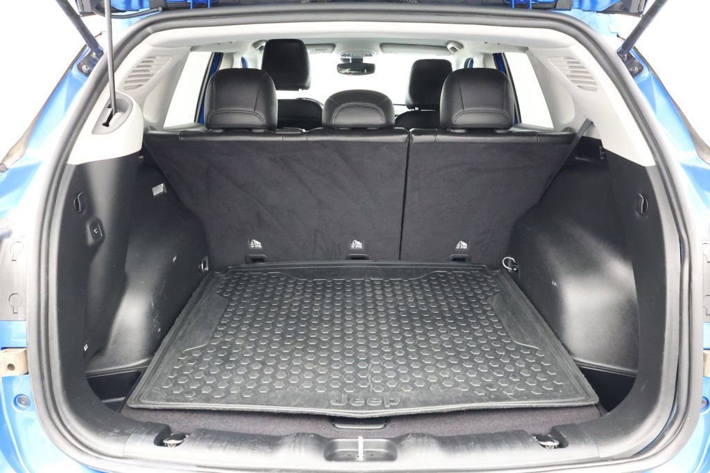 Used 2022 Jeep Compass Latitude w/ Convenience Group image 18