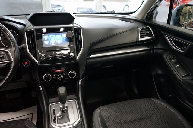 Used 2019 Subaru Forester Premium image 12