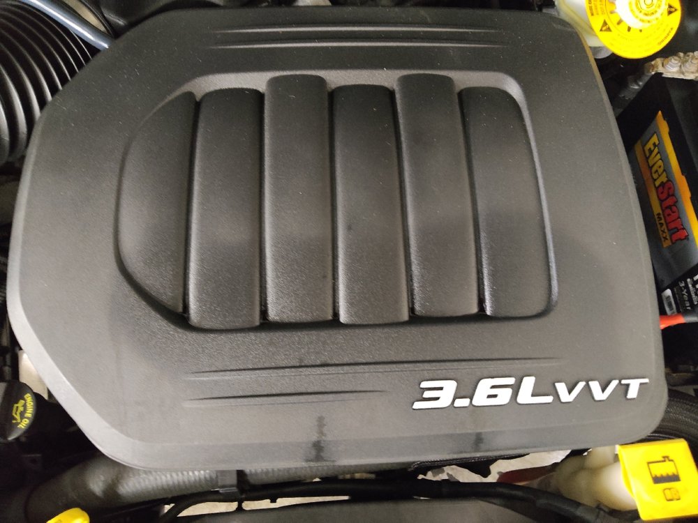 Used 2016 Chrysler Town & Country Touring w/ Driver Convenience Group image 30