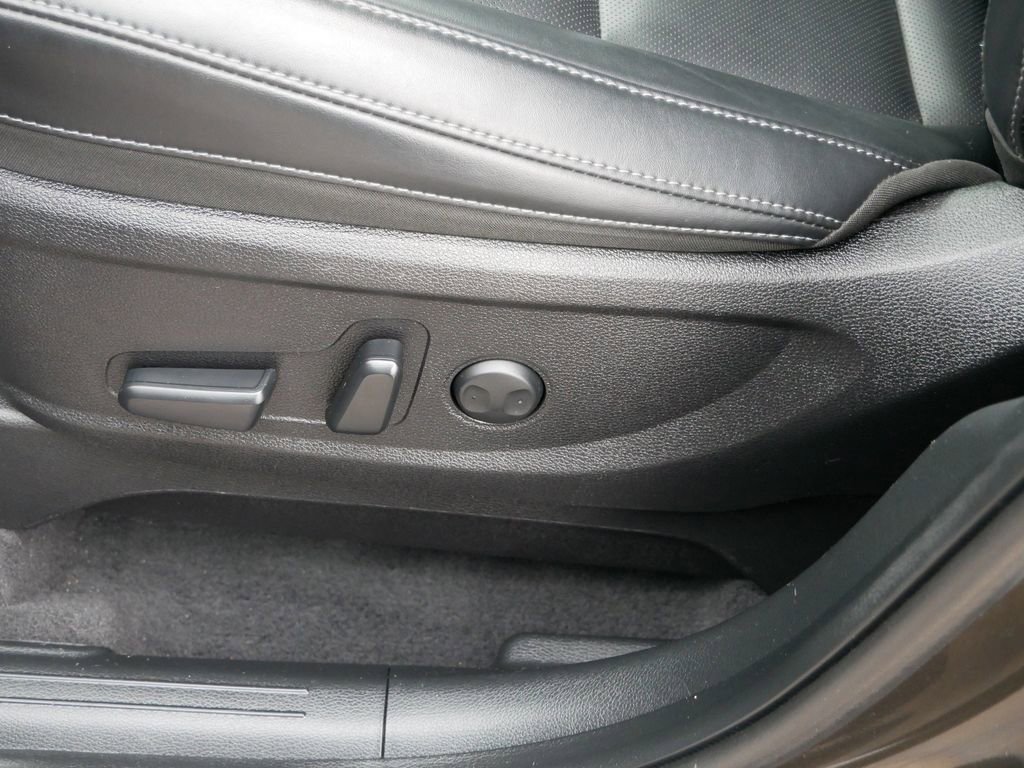 Used 2025 Kia Telluride S AWD/4WD image 29