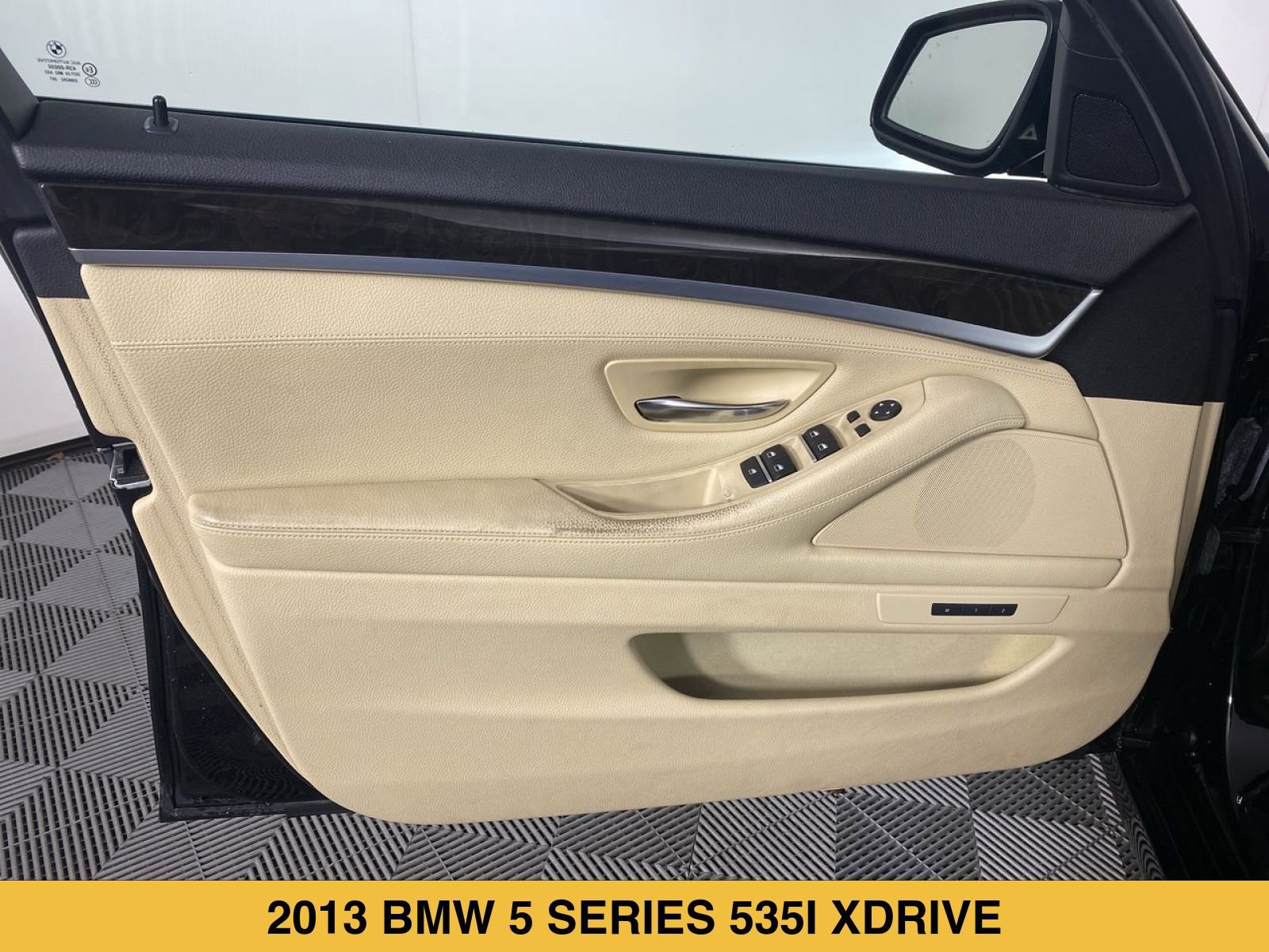 Used 2013 BMW 535i xDrive Sedan AWD/4WD image 12