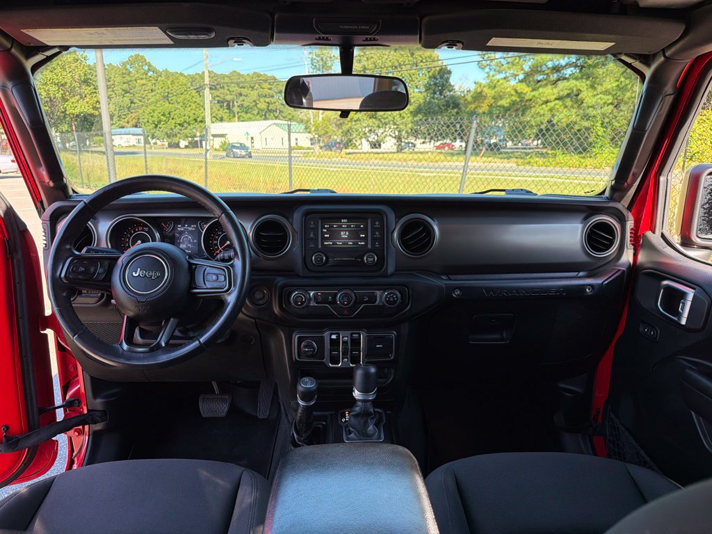 Used 2018 Jeep Wrangler Unlimited Sport S AWD/4WD image 8