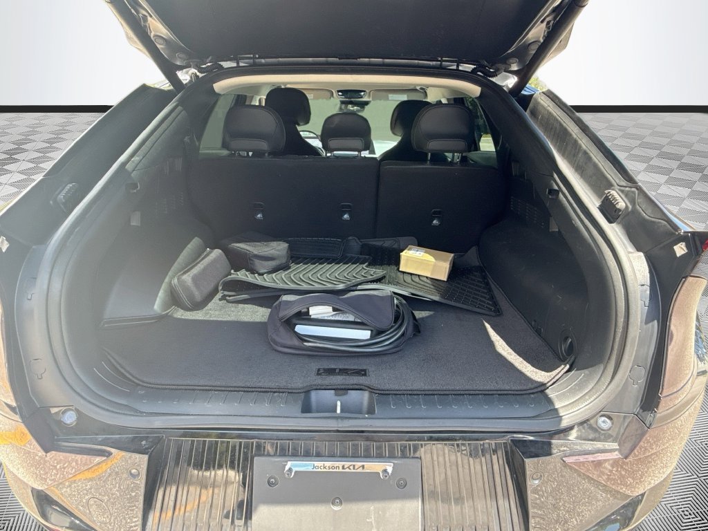 Used 2023 Kia EV6 Wind RWD image 29