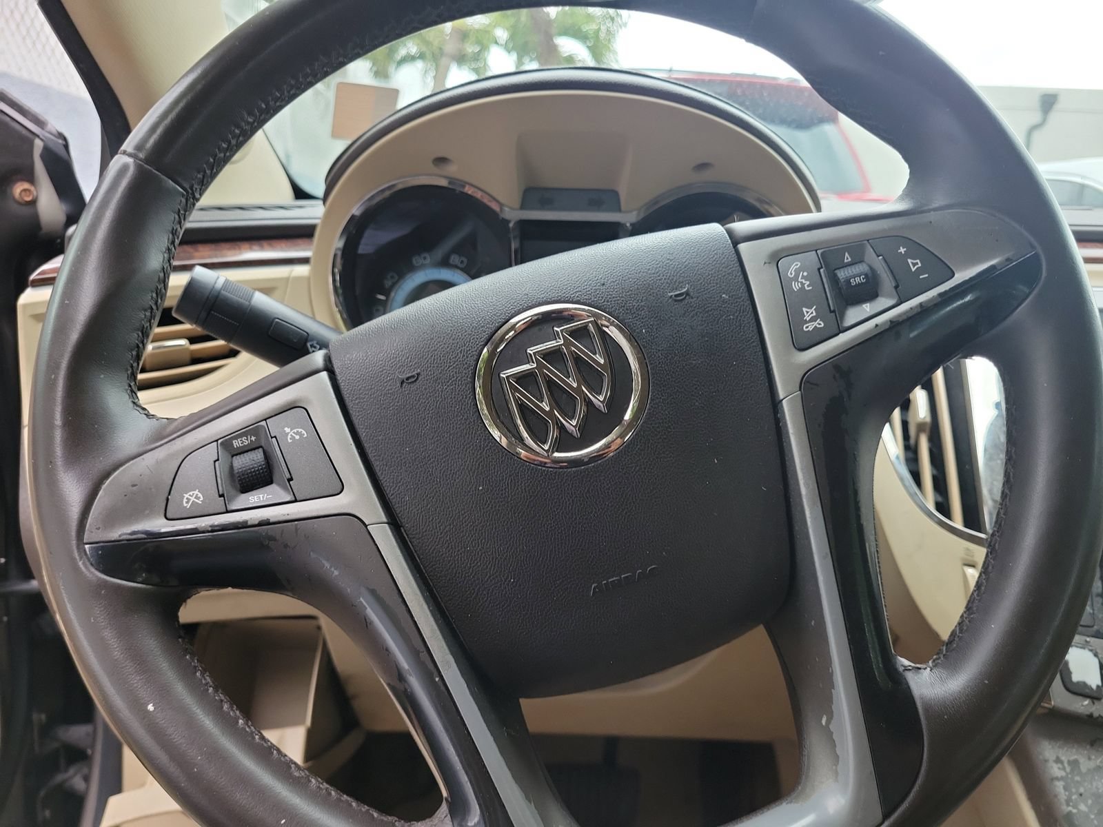 Used 2010 Buick LaCrosse CXL FWD image 16