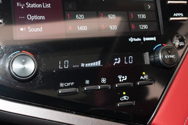 Used 2019 Toyota Camry XSE FWD image 31