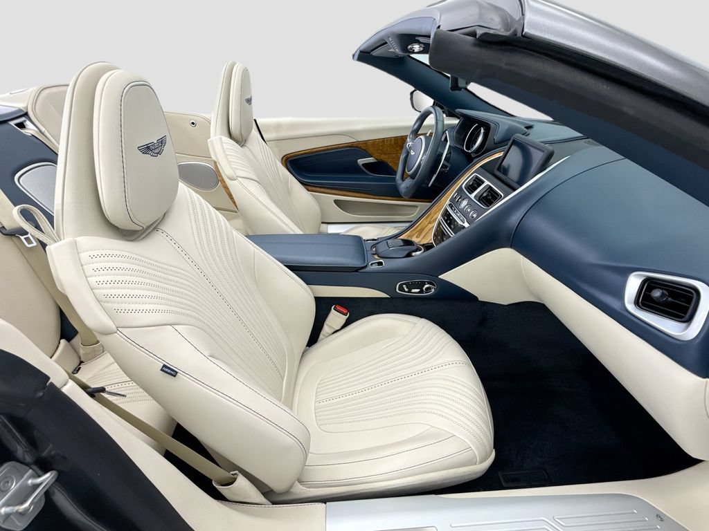 Used 2023 Aston Martin DB11 Volante RWD image 26