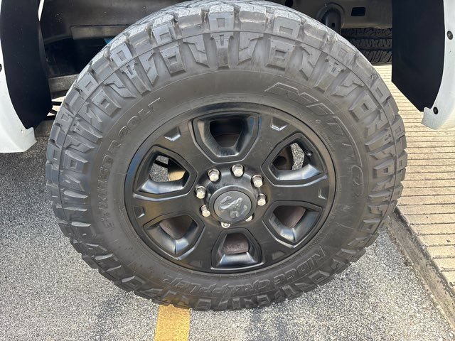 Used 2018 RAM 2500 Laramie w/ Sport Appearance Group AWD/4WD image 10