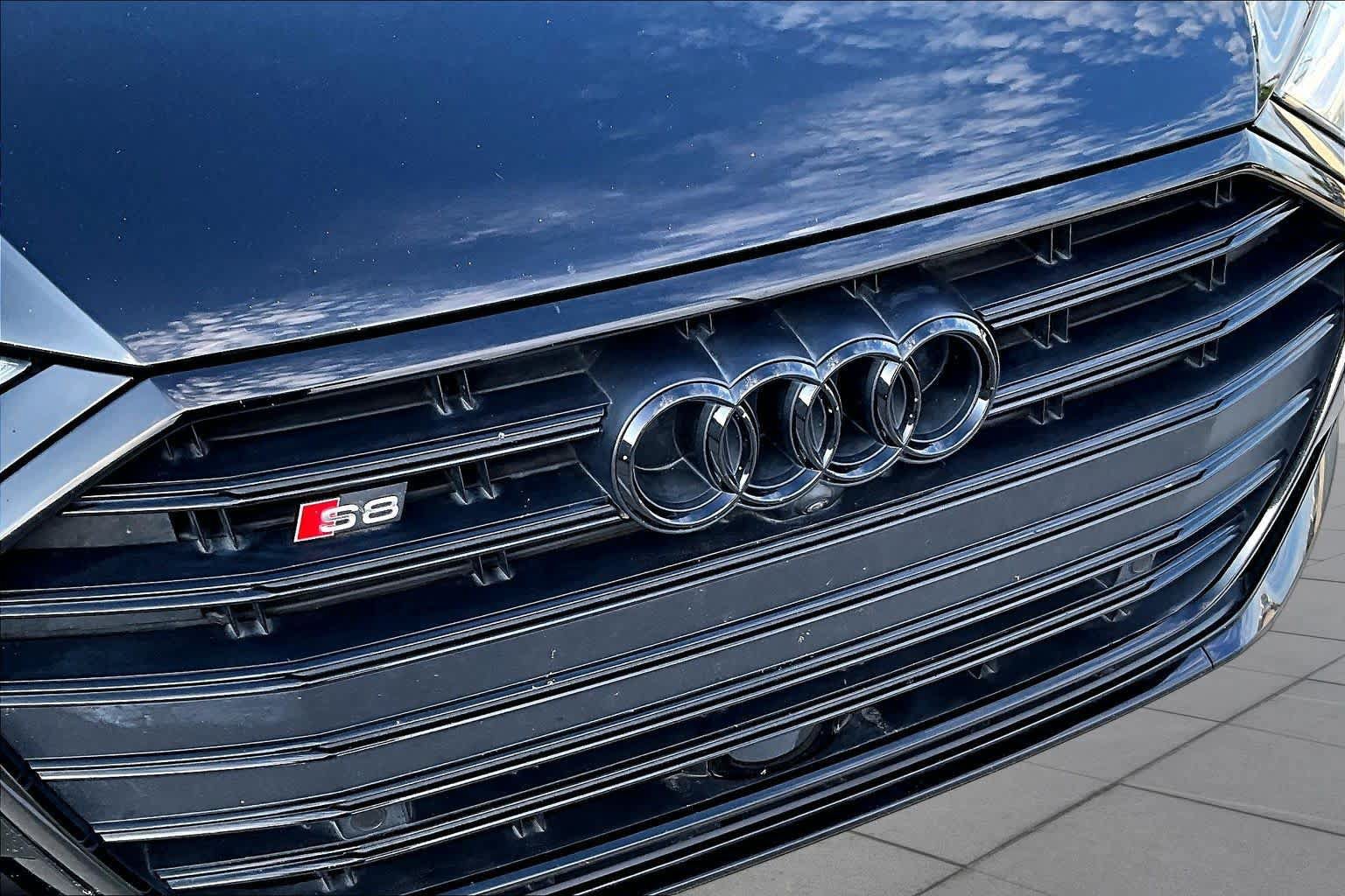 Used 2020 Audi S8 L AWD/4WD image 32