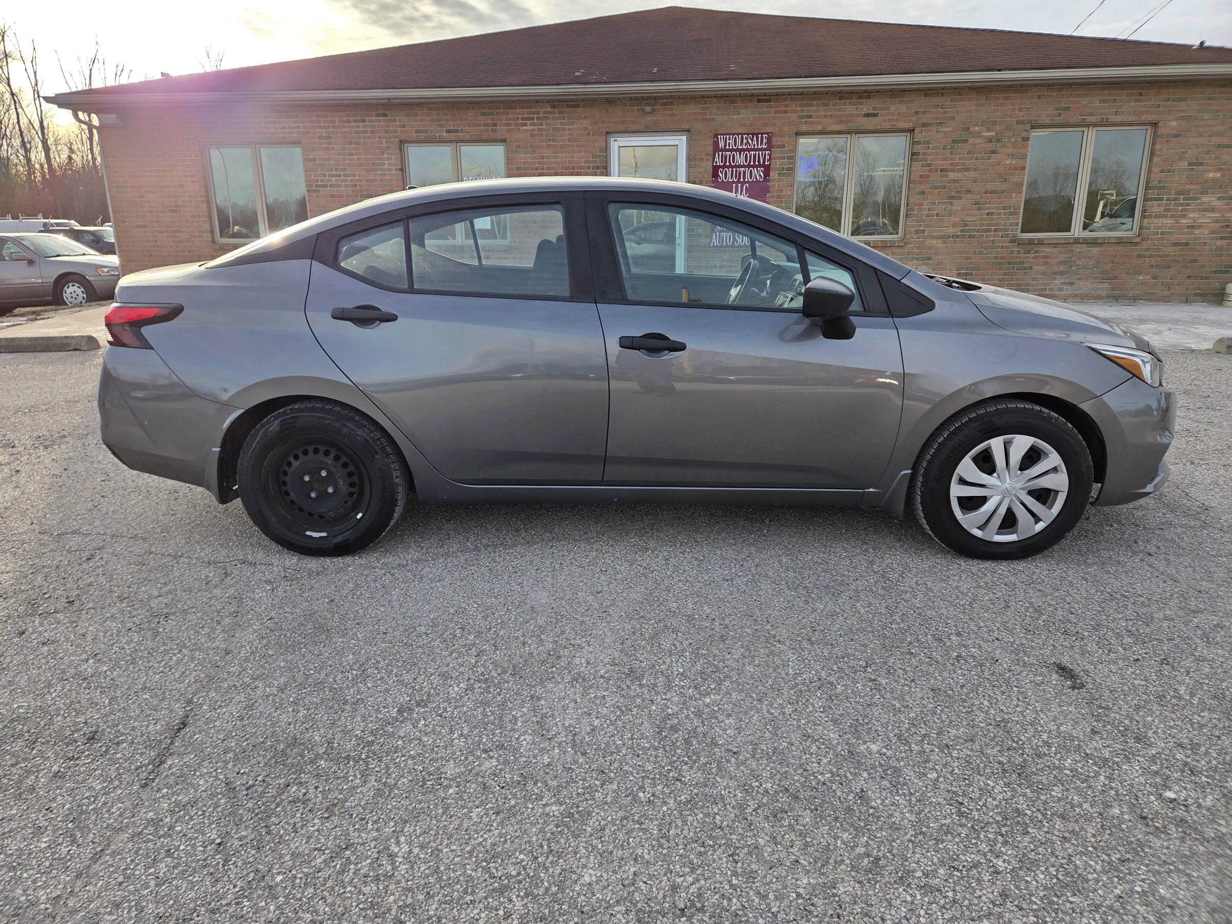 Used 2021 Nissan Versa S image 4