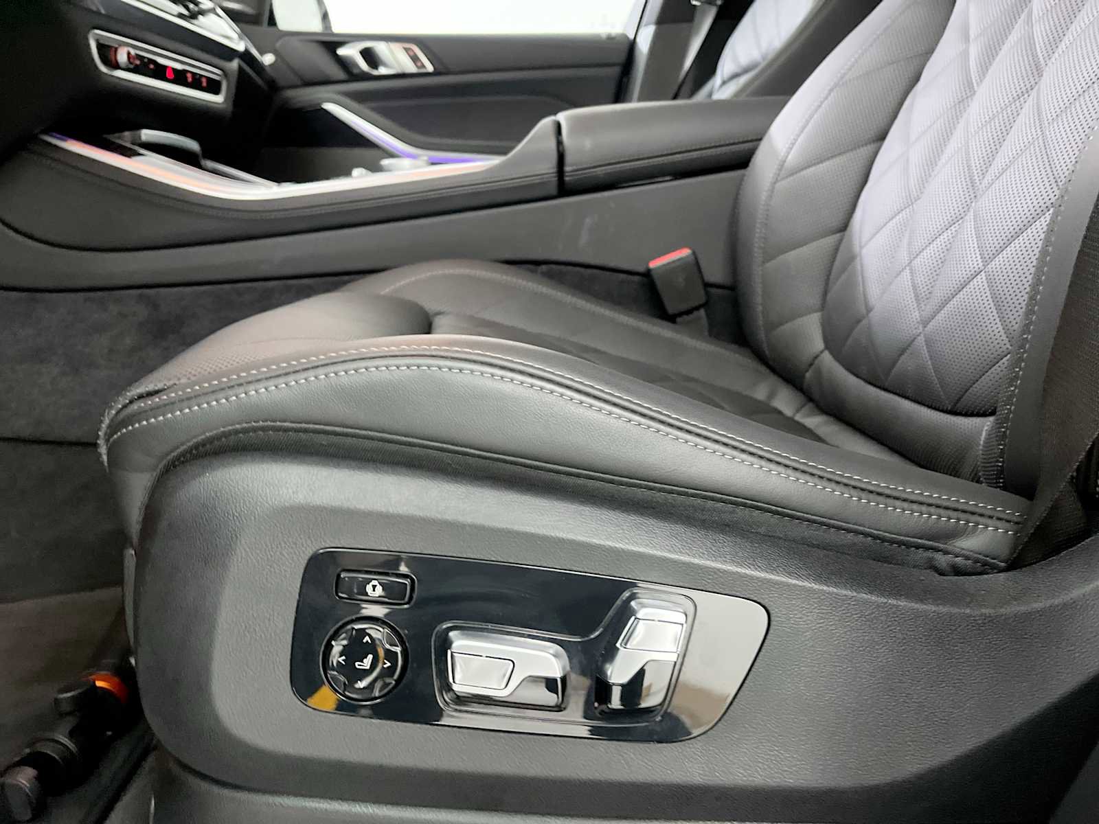 Used 2026 BMW X5 xDrive40i image 14