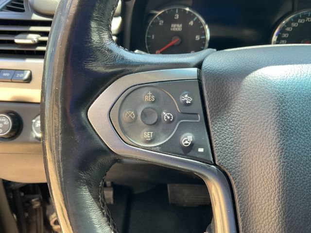 Used 2018 Chevrolet Suburban Premier AWD/4WD image 24