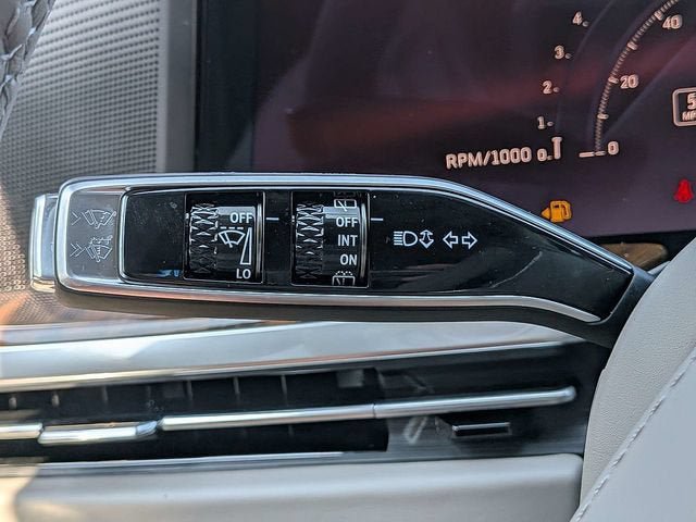 New 2026 Cadillac Escalade ESV Platinum Luxury w/ LPO, Floor Liner Package AWD/4WD image 33