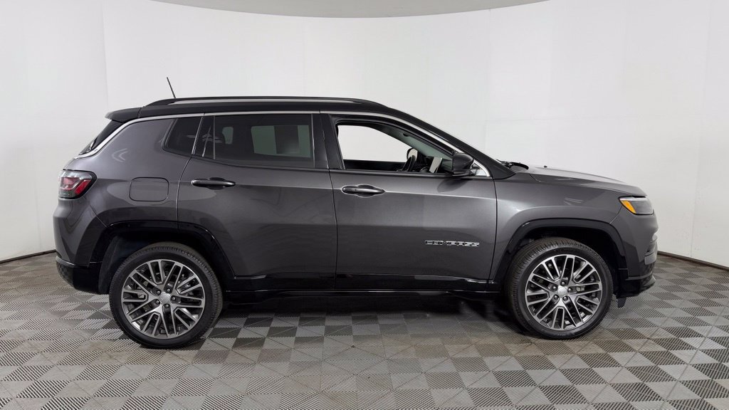 Used 2022 Jeep Compass Limited w/ Elite Group AWD/4WD image 10
