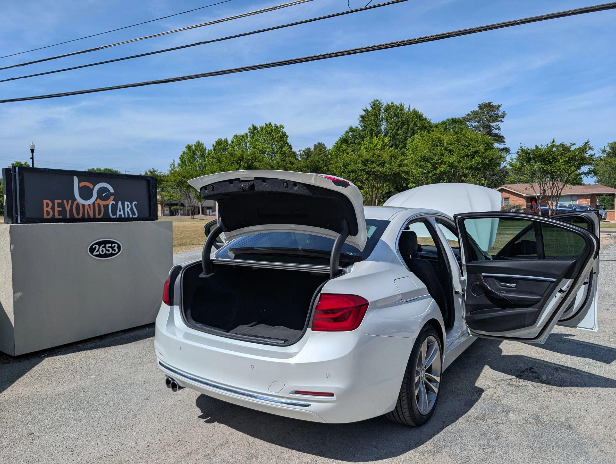 Used 2018 BMW 330i Sedan RWD image 12