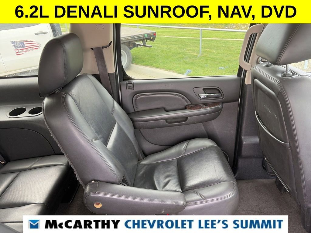 Used 2011 GMC Yukon XL Denali AWD/4WD image 41