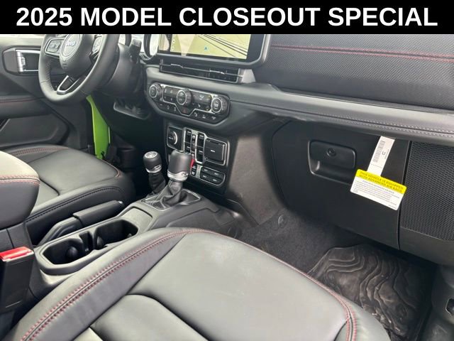 New 2025 Jeep Gladiator Rubicon AWD/4WD image 23