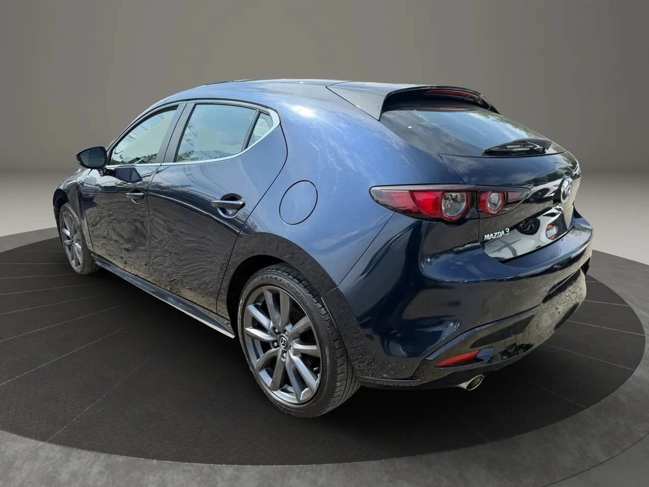 Used 2020 MAZDA MAZDA3 Hatchback FWD image 7