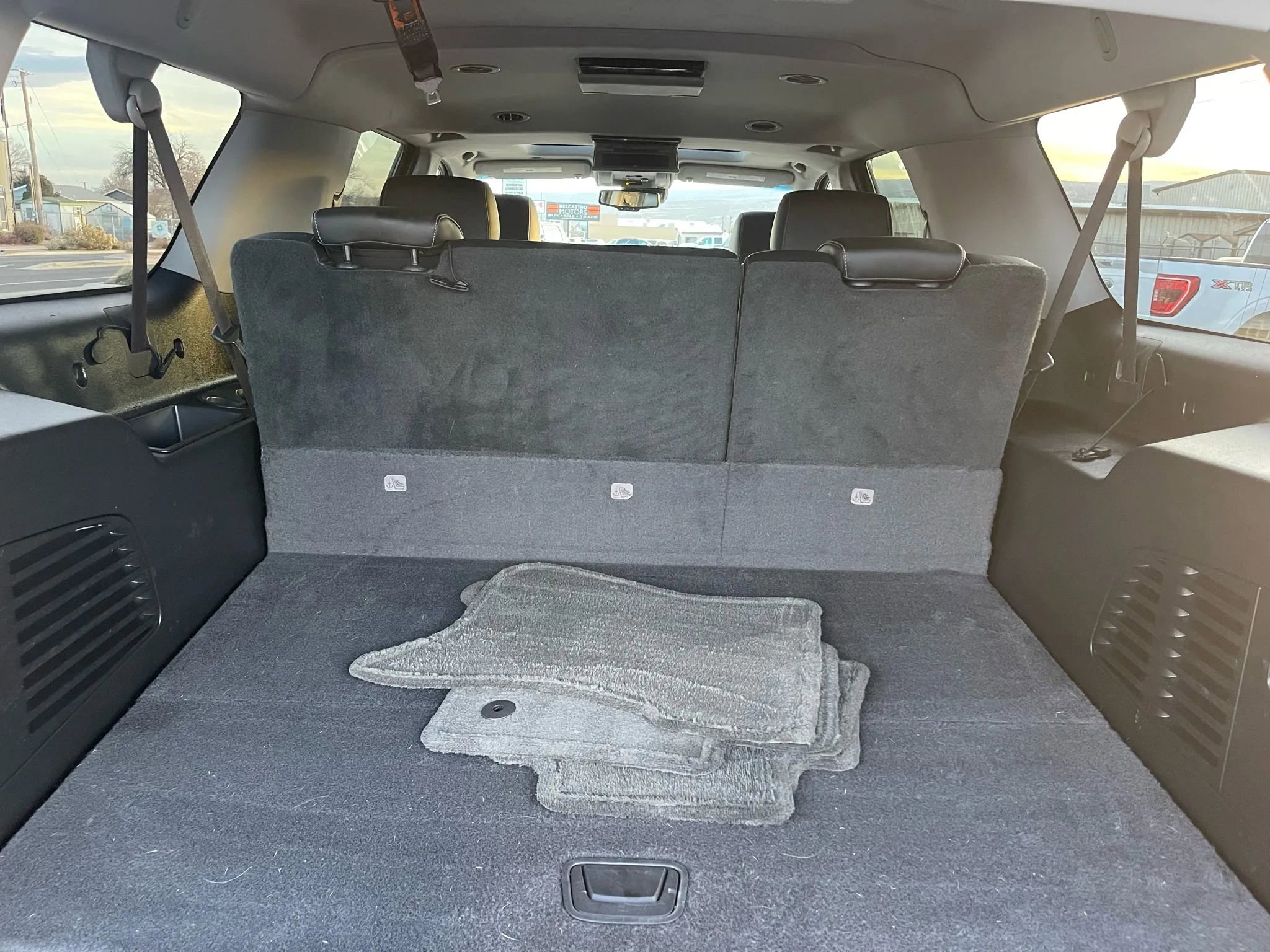 Used 2015 GMC Yukon XL SLT w/ Open Road Package image 24