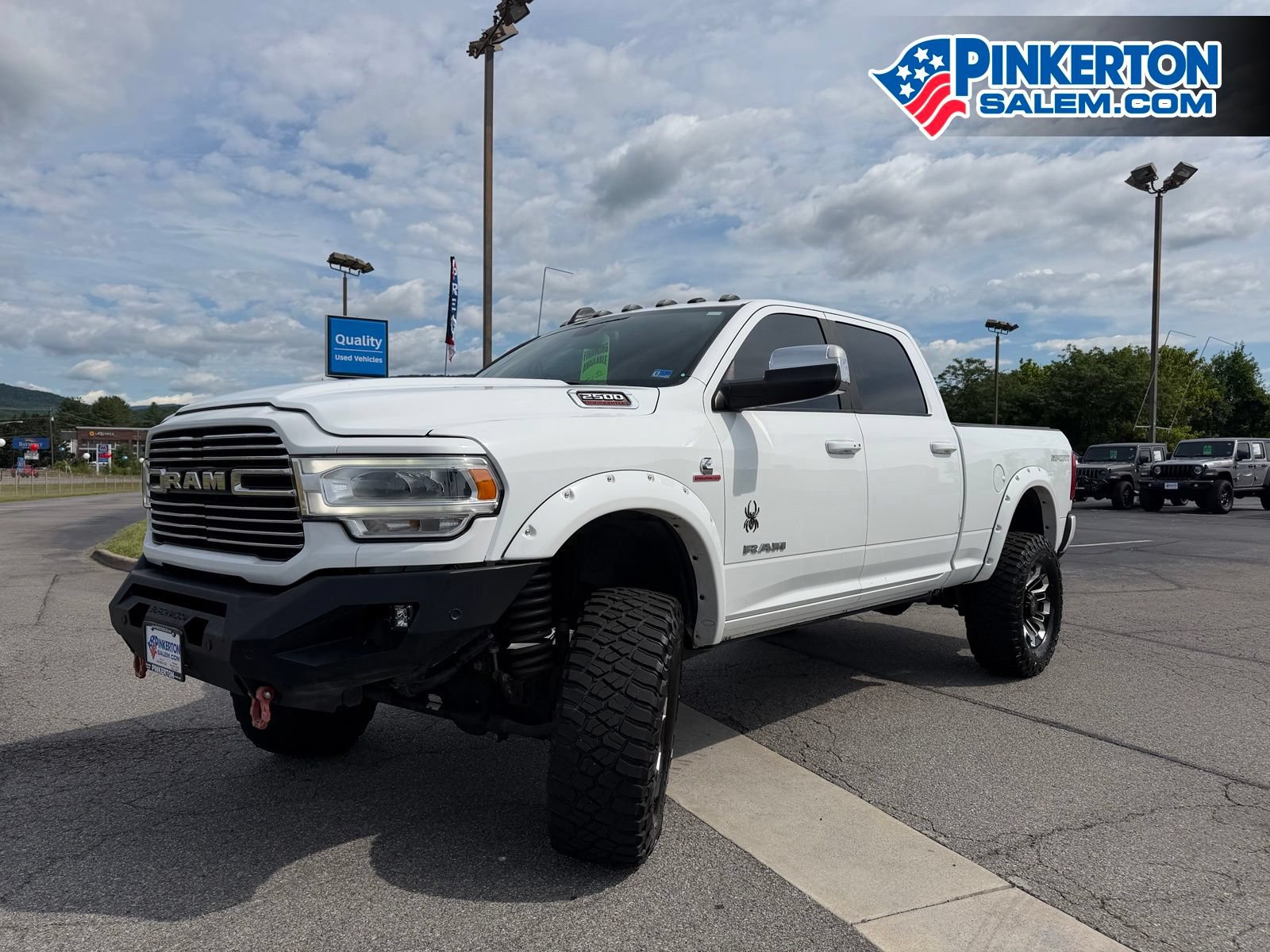 Used 2022 RAM 2500 Laramie AWD/4WD image 2