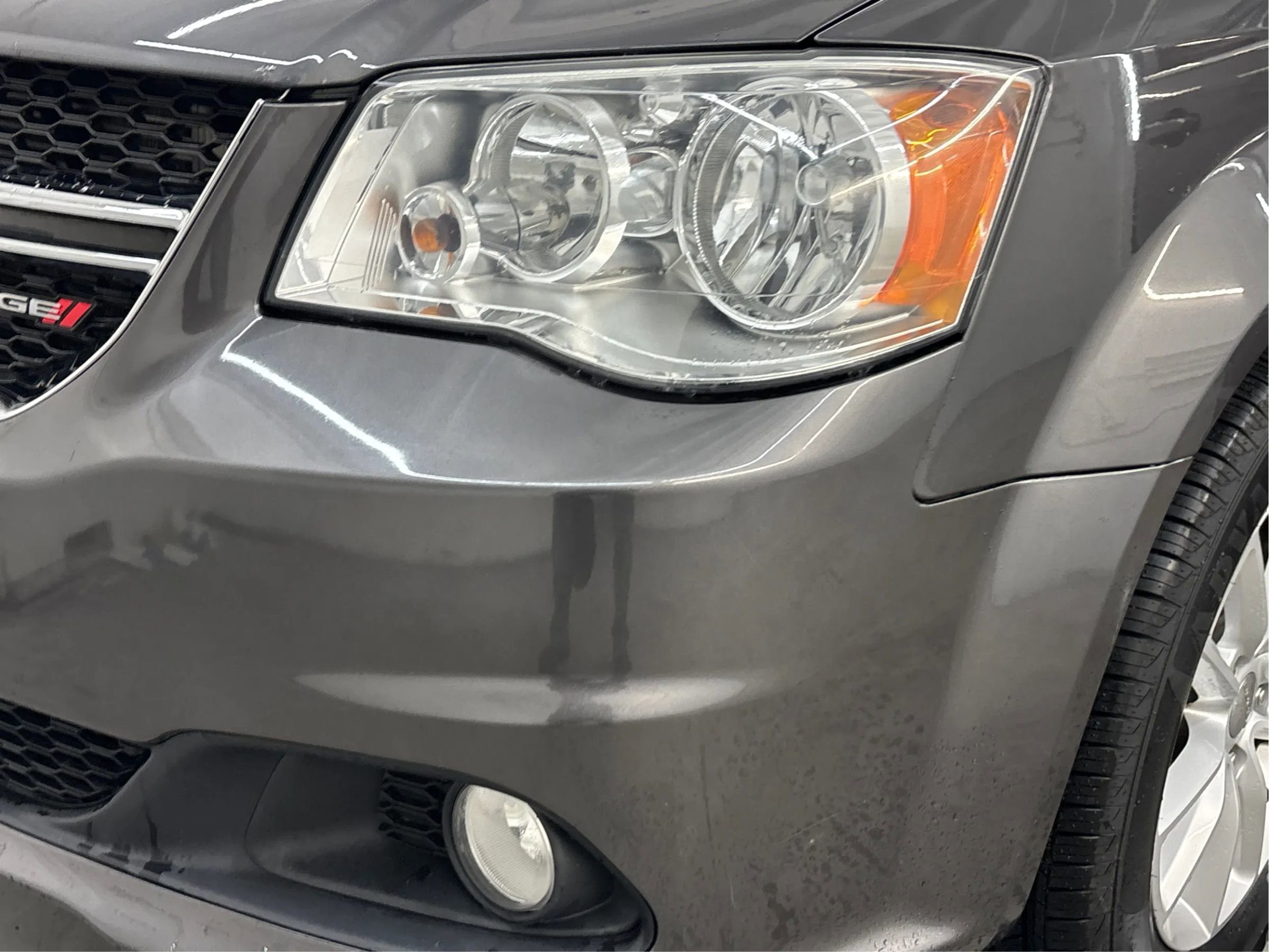 Used 2019 Dodge Grand Caravan SXT FWD image 33