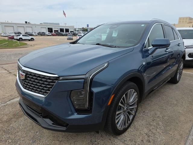 Used 2024 Cadillac XT4 Premium Luxury AWD/4WD image 1
